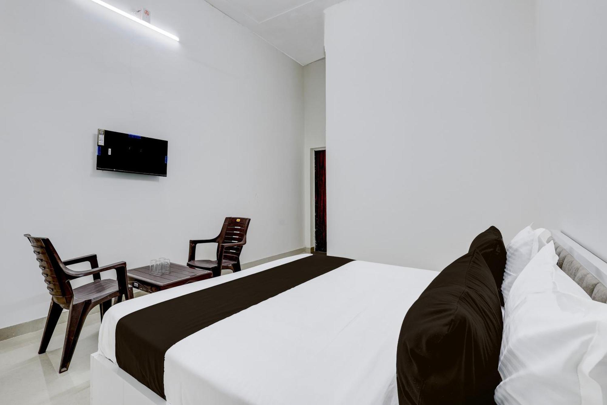 Hotel O Ks Residency Pataudi Eksteriør bilde